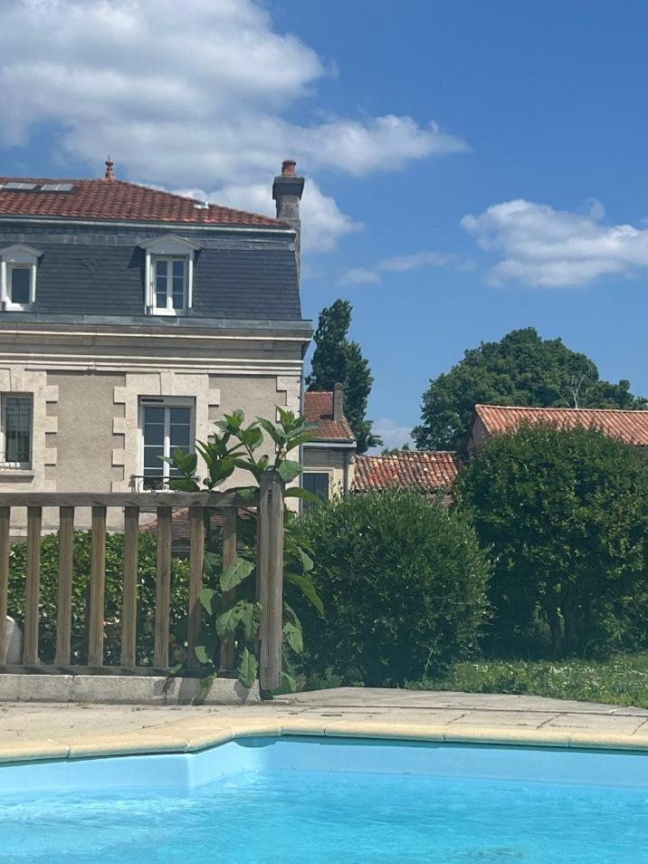 Les Tuileries De Chanteloup La Roche-Chalais Εξωτερικό φωτογραφία